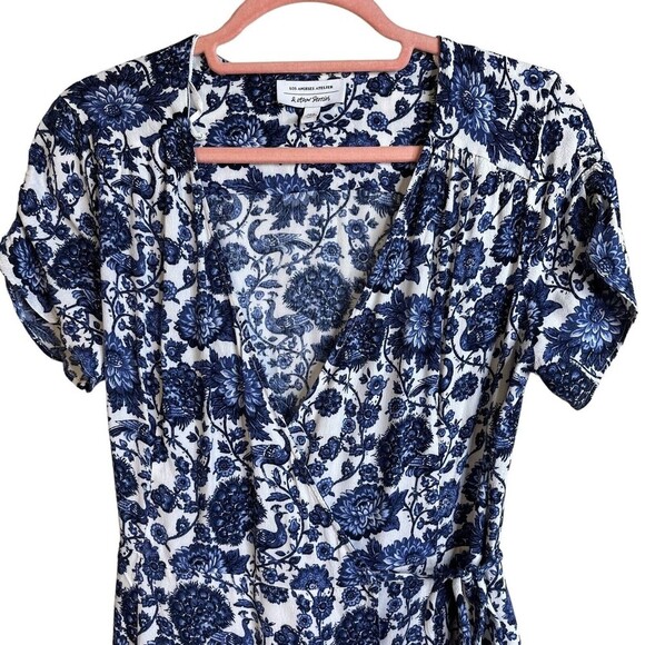 & Other Stories Mini Wrap Dress In Floral Lucia Print - Picture 6 of 16